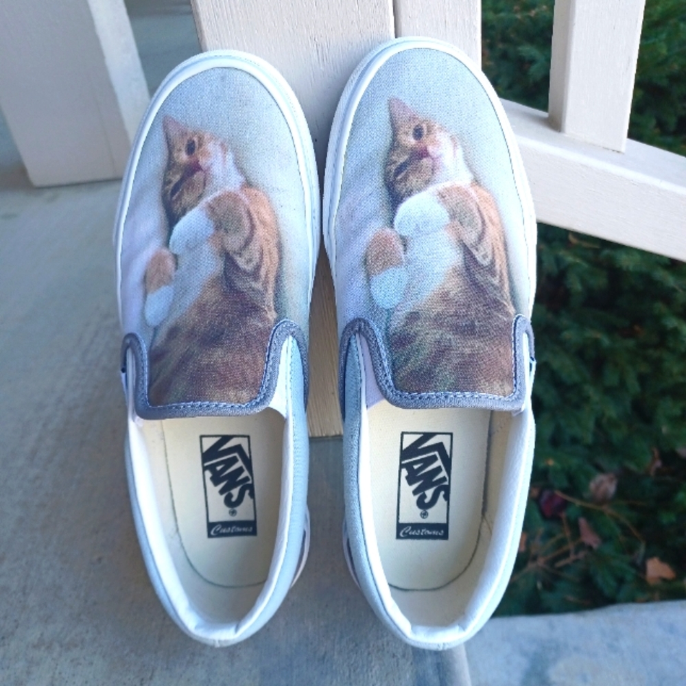 Vans customs cat sz 8 women